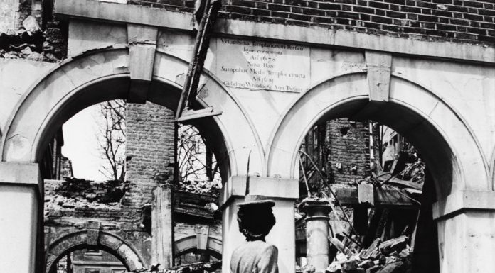 From the Blitz to the swinging 60s: Fashion’s Audrey Withers is back in vogue thanks to Oxford author Julie Summers in ‘Dressed for War’