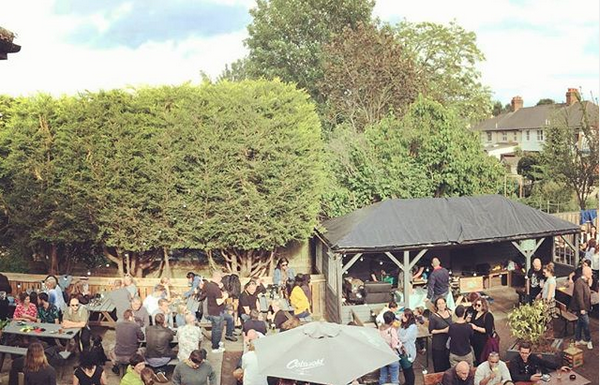 Crowdfunding to stay alive: Help The Jolly Postboys and The Red Lion in Eynsham to reach their targets