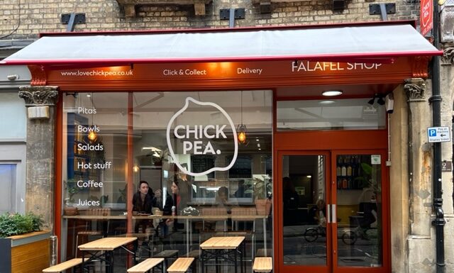 EXCLUSIVE: The lowdown on new veggie/vegan falafel cafe ‘Chickpea’ which opened in Oxford this week!