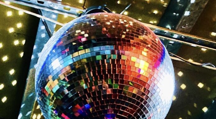 WHERE TO GO FOR NYE 2023: Dinners, parties, DJs, fancy dress, hangover brunch, bottomless drinks, tasting menus and New Year’s Day lunch in Oxfordshire!