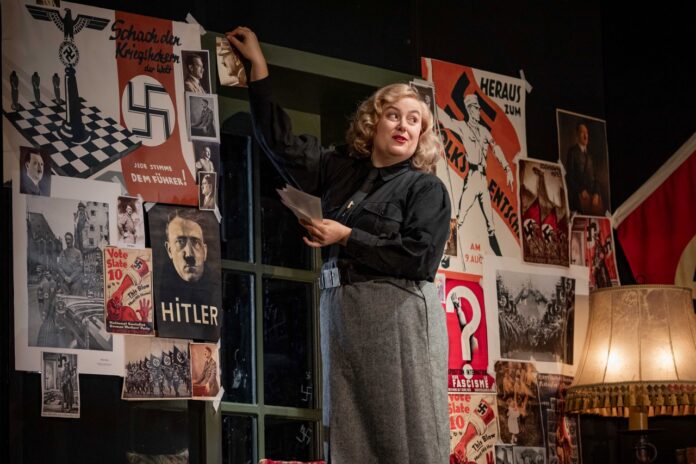 Ell Potter as Unity - credit Mark Senior_compressed