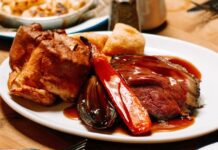 EXCLUSIVE REVIEW: We try the new Sunday roast at The Part & Parcel in Witney, which is being rolled out in all Dodo pubs over the next six months