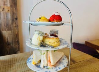 REVIEW: TEA FOR TWO – Oxford Brunch Bar on George Street introduces Afternoon High Tea with great panache and the best scones!