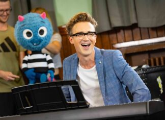 ‘I’m hoping for absolute chaos!’ McFly’s Tom Fletcher brings family musical ‘There’s a Monster In Your Christmas Show’ to Bicester Leisure Centre