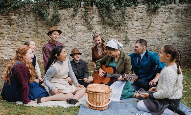MARIA IS BACK: OXOPS brings The Sound Of Music to New Theatre Oxford this January to dispel the New Year blues