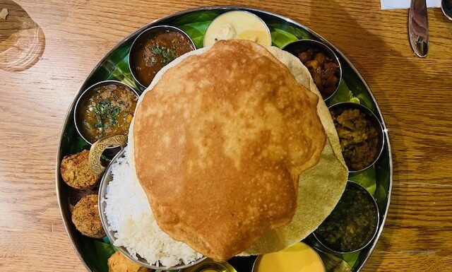 REVIEW: ‘We dined like kings’ The newly opened ‘Crispy Dosa Didcot’ wows with both the decor and the food offering!