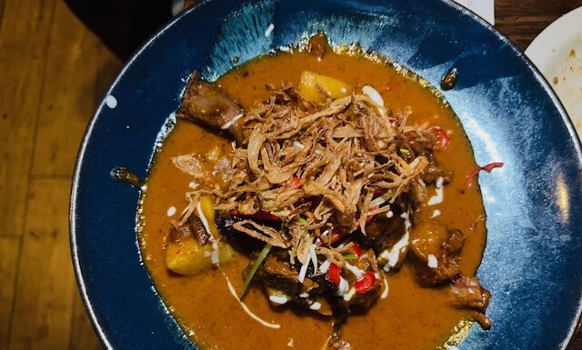 REVIEW: ‘Fight tooth and nail for a table because Oli’s Thai is back in business’. Oxford’s pivotal restaurant is as glorious as ever