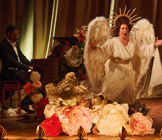 ‘We all need to be more Florence’ Wendi Peters heads up Glorious! the hilarious new stage musical coming to Oxford Playhouse next week